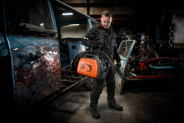 KEMPPI MinarcMig 220 Autokeevitusmasin (poolautomaatne)